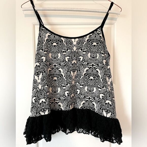 Black & White Floral Lace Camisole - Picture 1 of 9